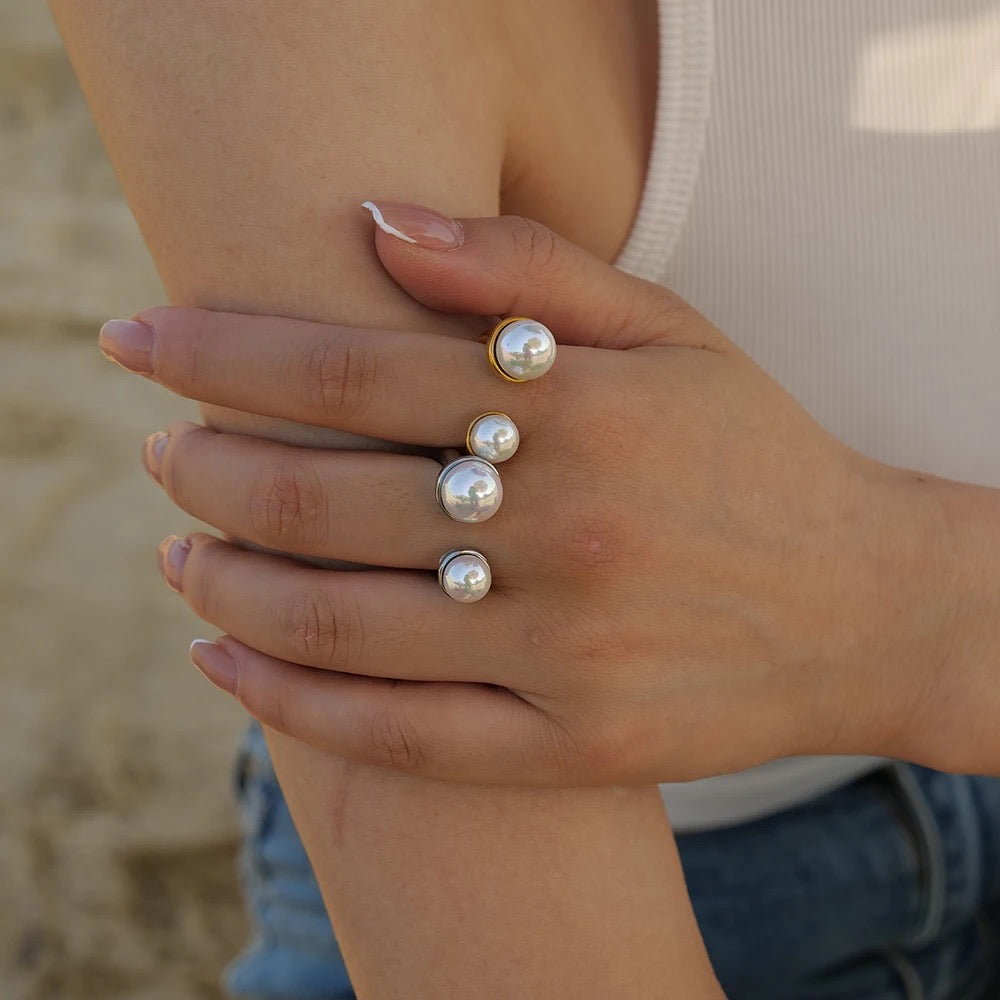 Beach wedding ring